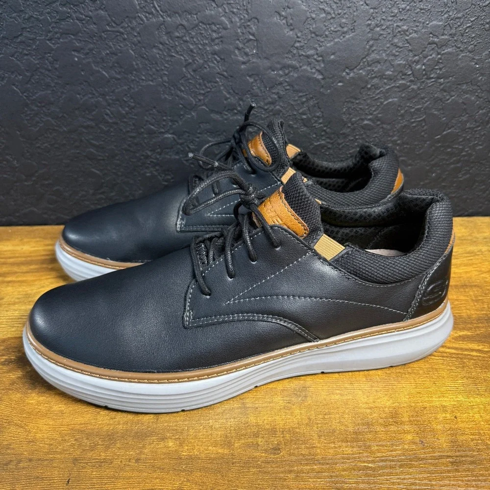 Skechers Classic Fit 66229 Black Leather Oxford Sneakers Mens 10.5